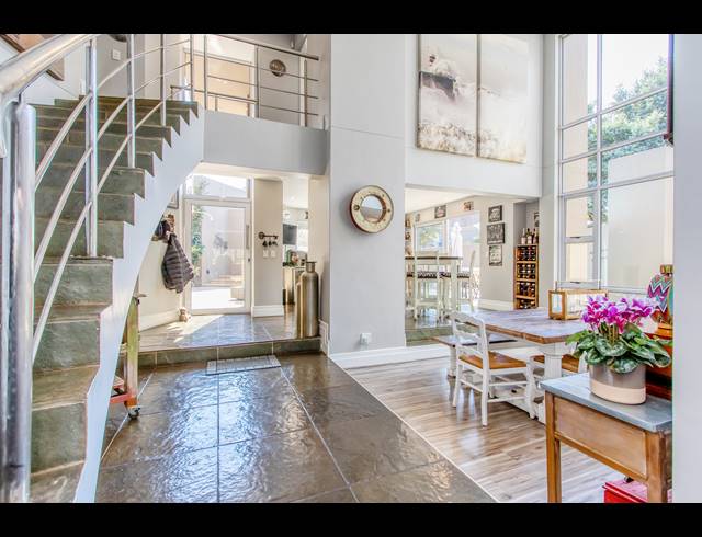 4 BEDROOM HOUSE FOR SALE IN CEDAR LAKES